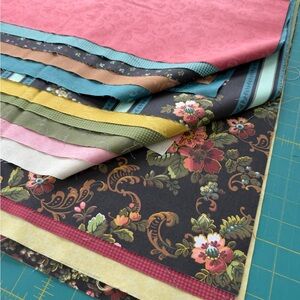 NWT….15 Connecting Threads Fat Quarters; Belle Fleurs Sampler.
